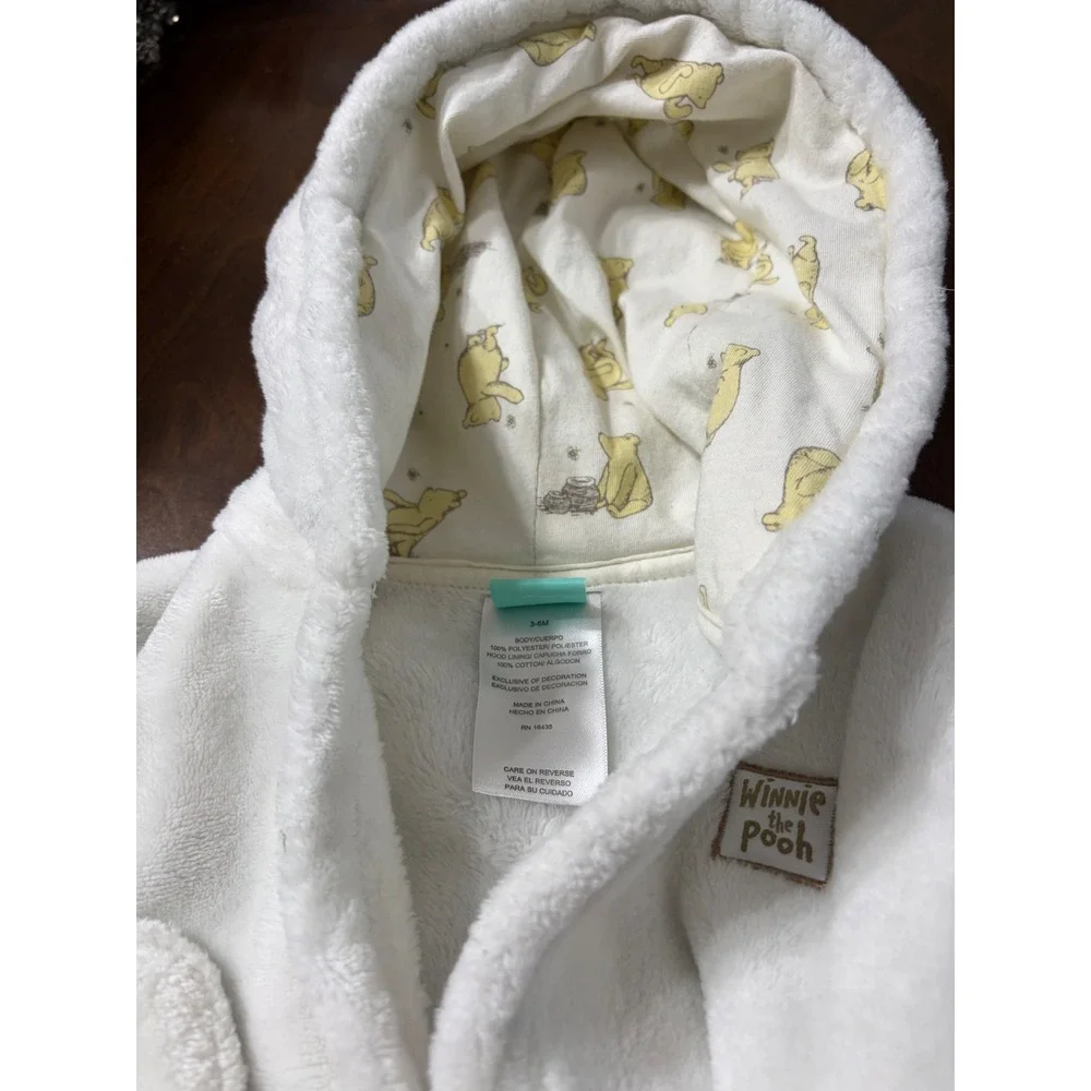 Disney Baby | Winnie the Pooh Plush Hooded Robe | 3-6M || Cream|